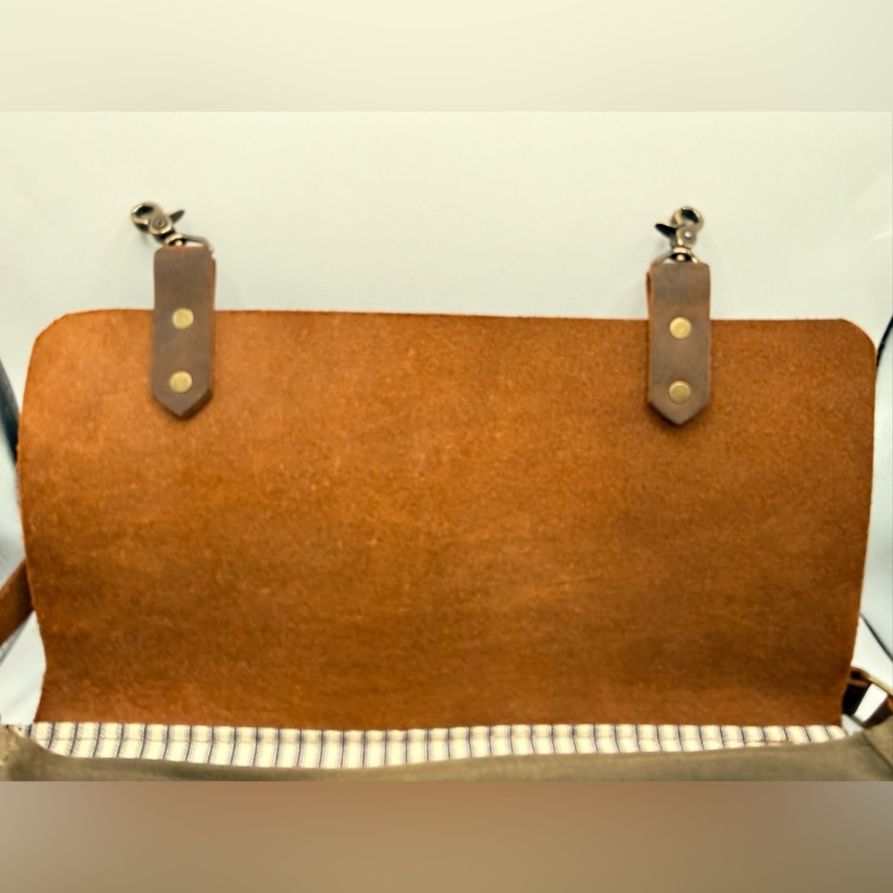 In Blue Handmade Pecan Waxed Canvas & Leather Messenger Bag - LINED + ZIPPER - Picture 6 of 12